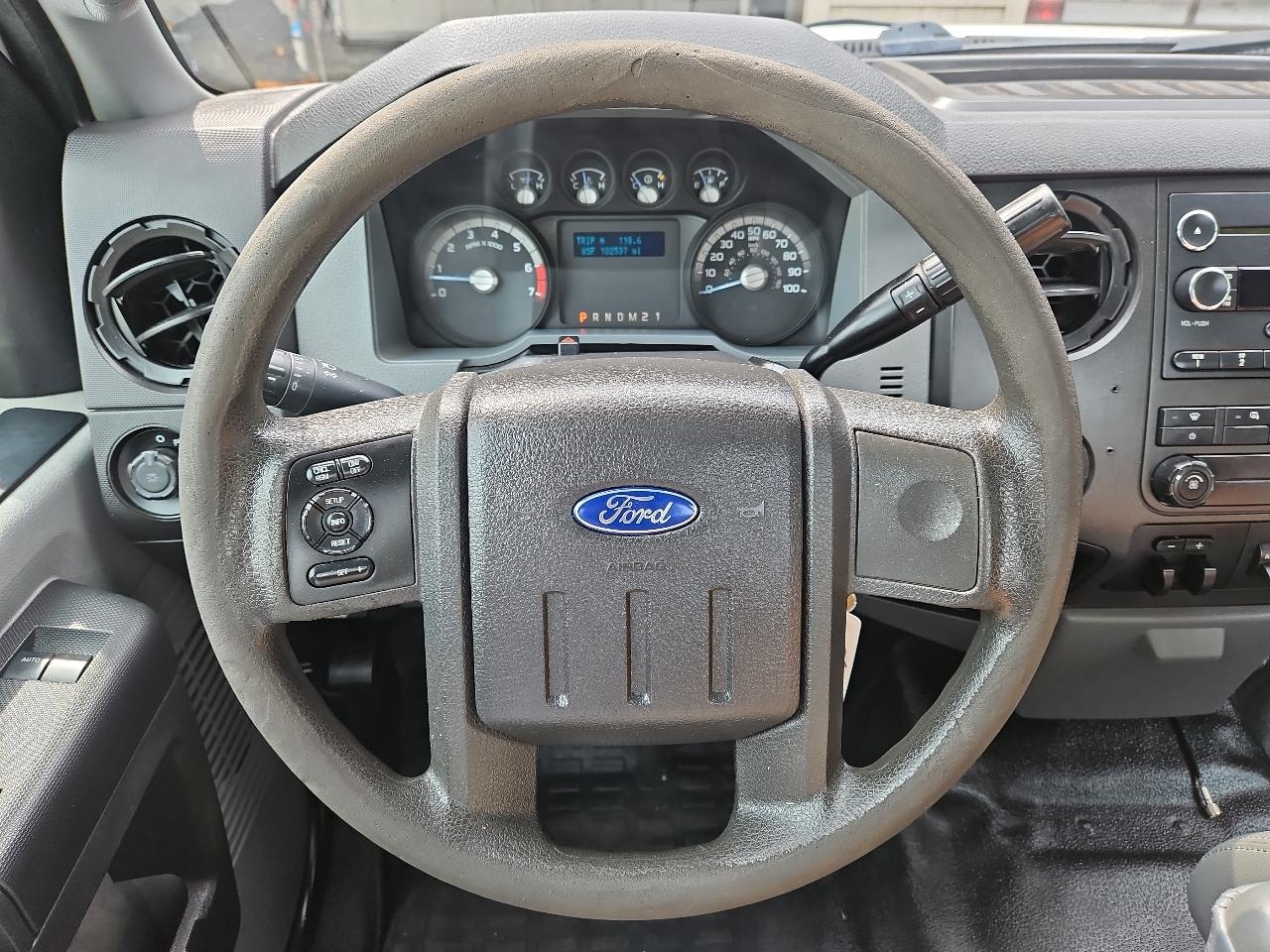 Ford Super Duty F-350 DRW  2014