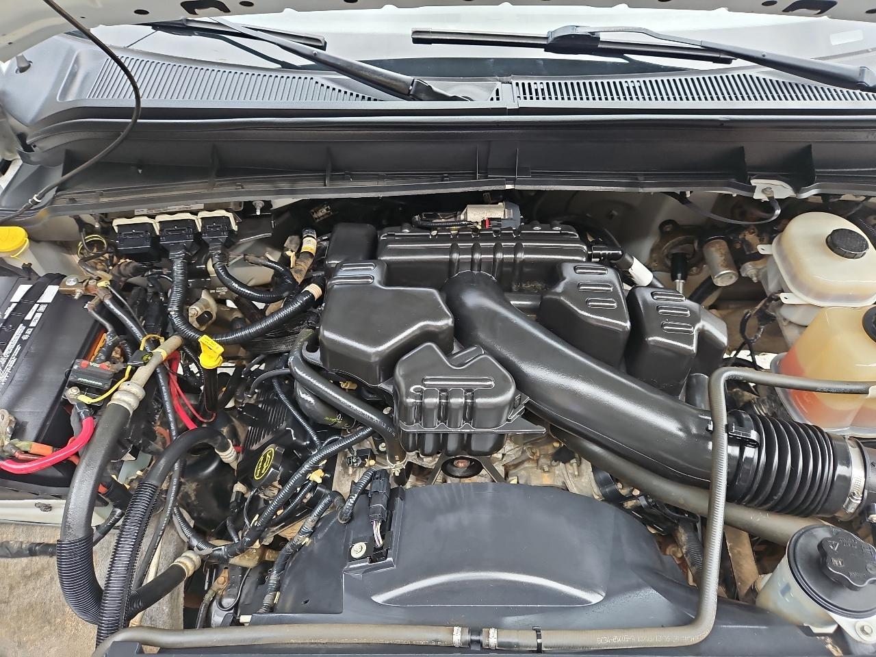Ford Super Duty F-350 DRW  2014