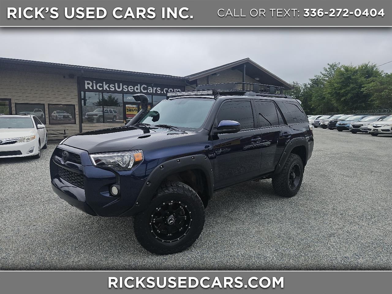 Toyota 4Runner SR5 4WD 2014