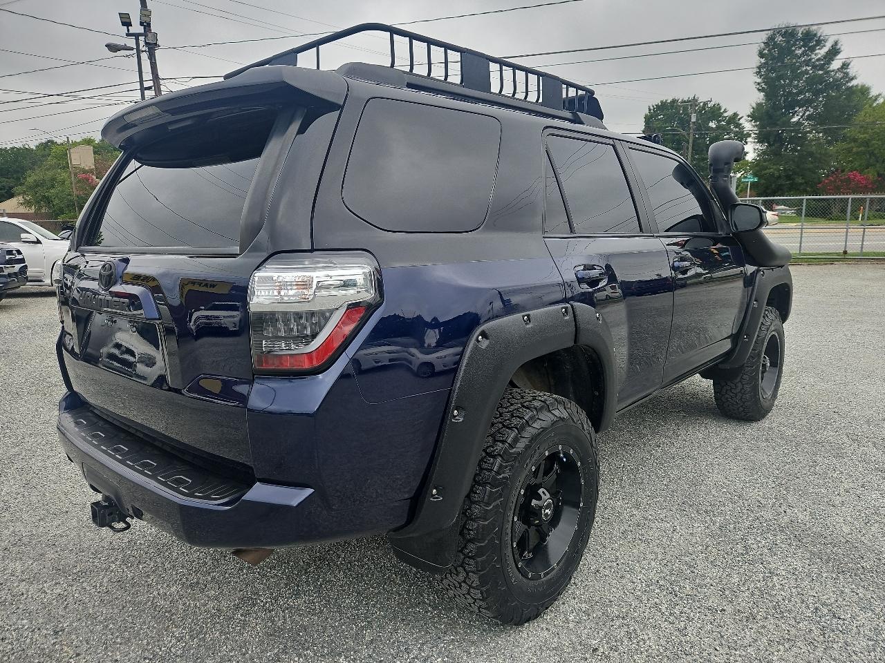 Toyota 4Runner SR5 4WD 2014