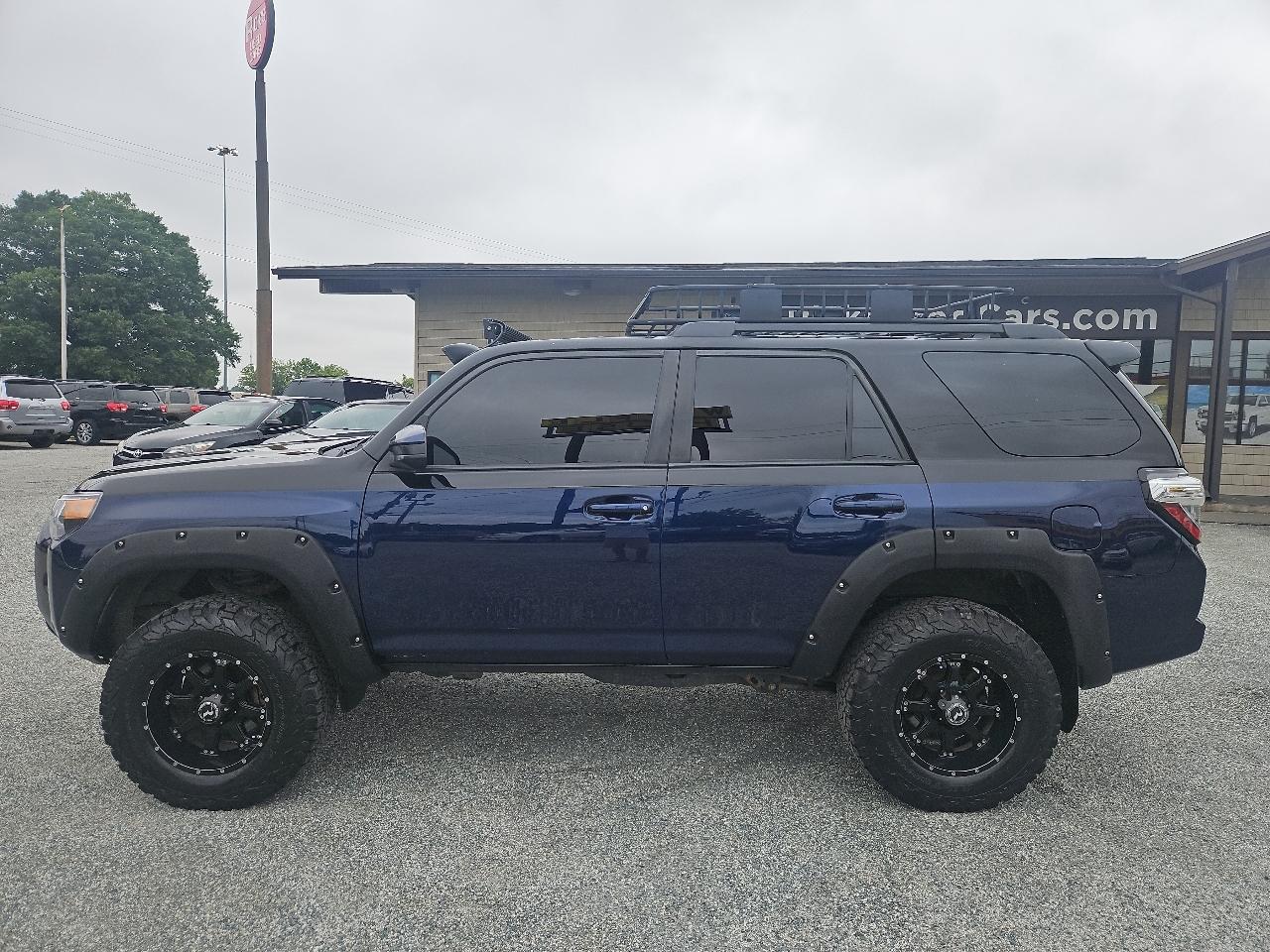 Toyota 4Runner SR5 4WD 2014