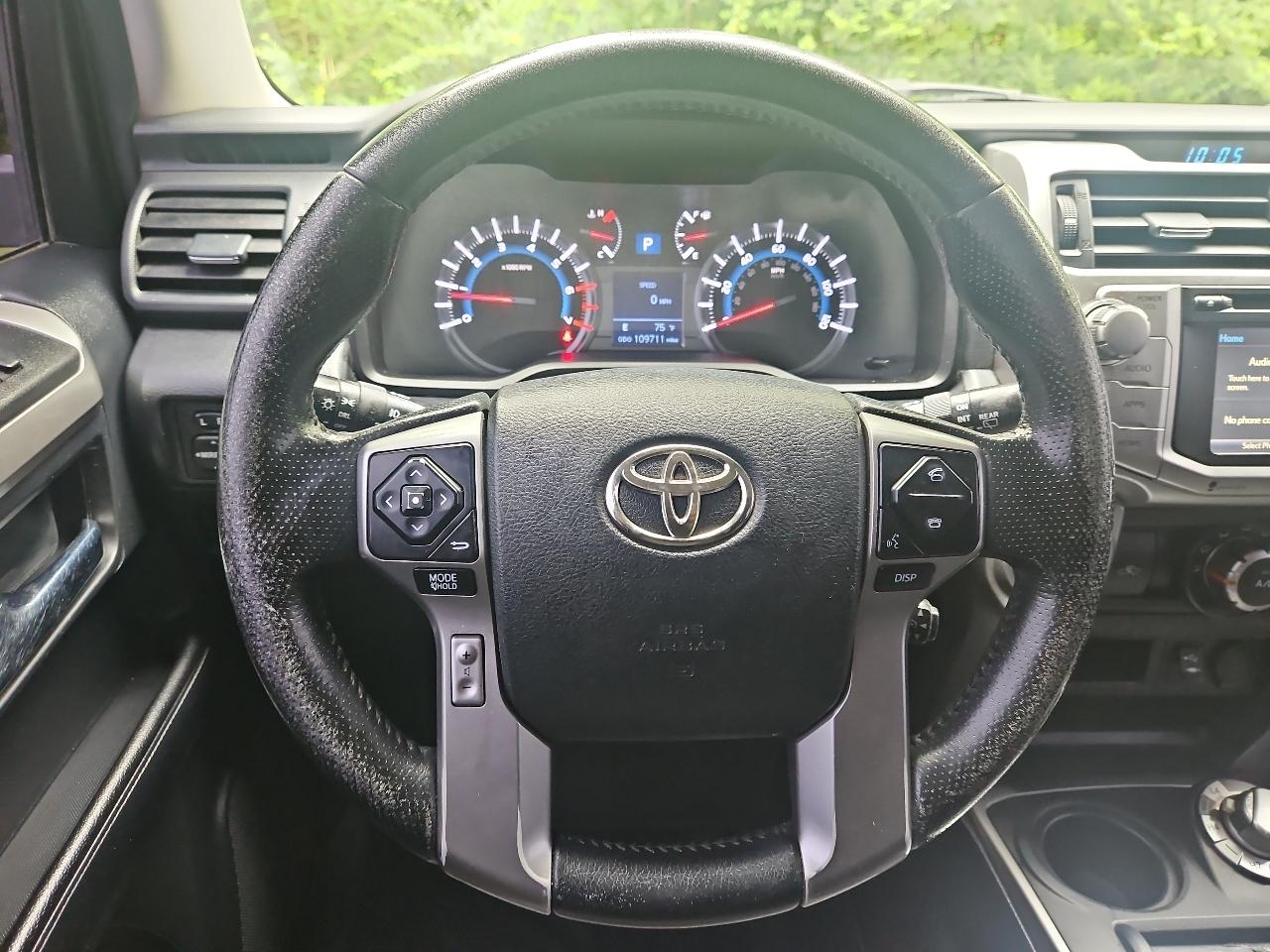 Toyota 4Runner SR5 4WD 2014