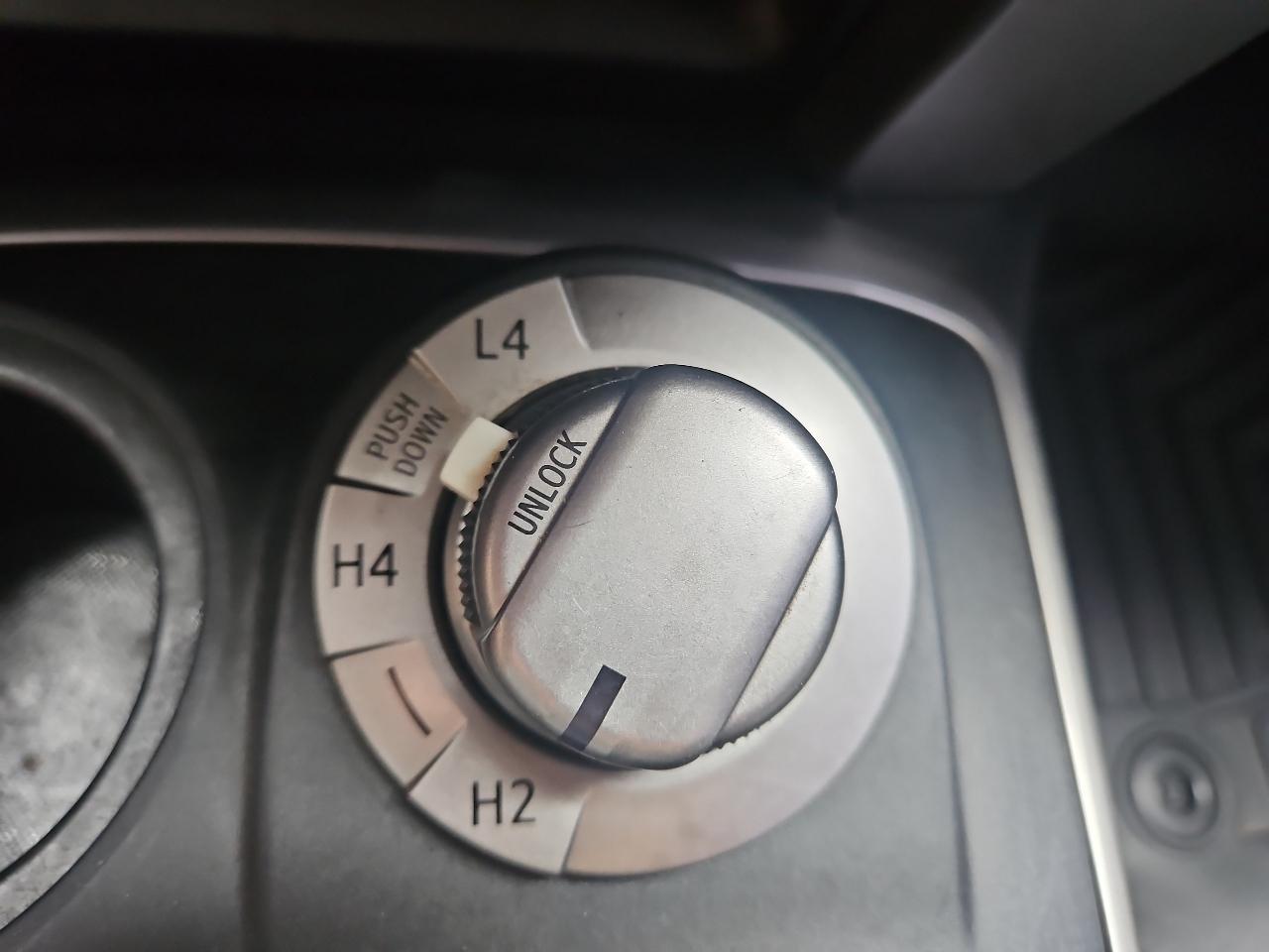 Toyota 4Runner SR5 4WD 2014