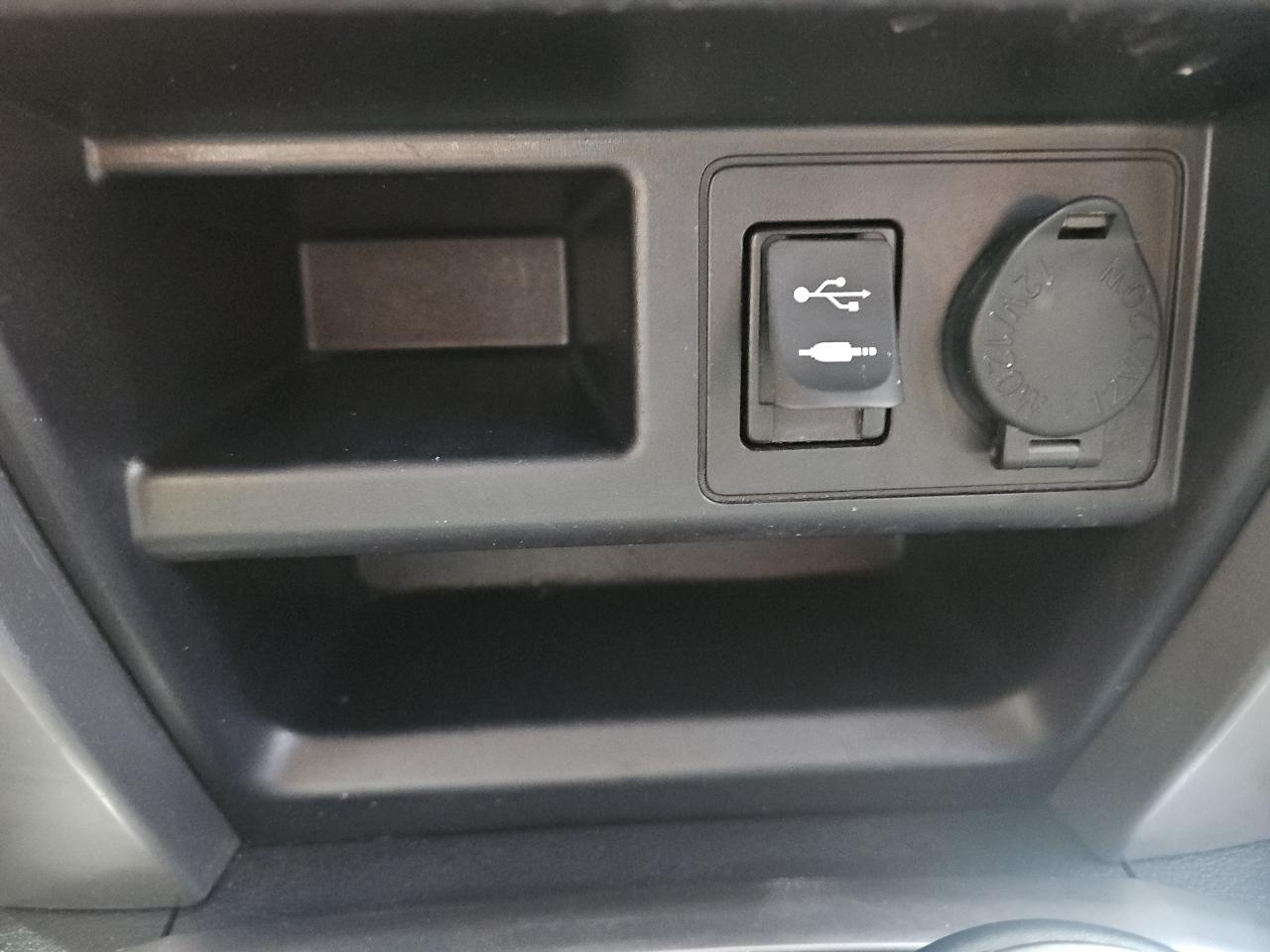 Toyota 4Runner SR5 4WD 2014