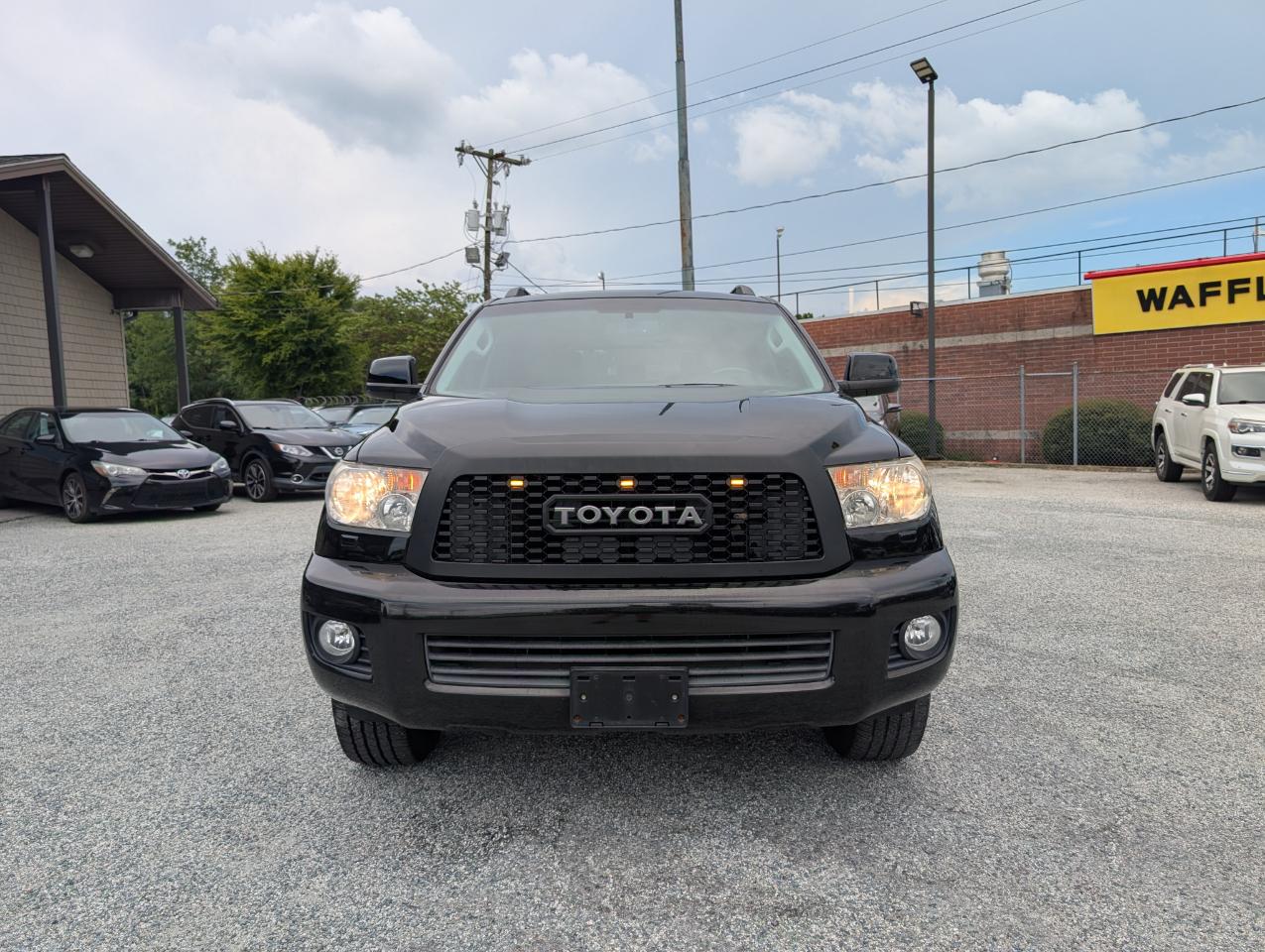 Toyota Sequoia Limited 4WD 2016