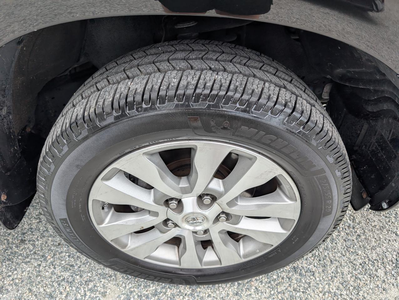 Toyota Sequoia Limited 4WD 2016