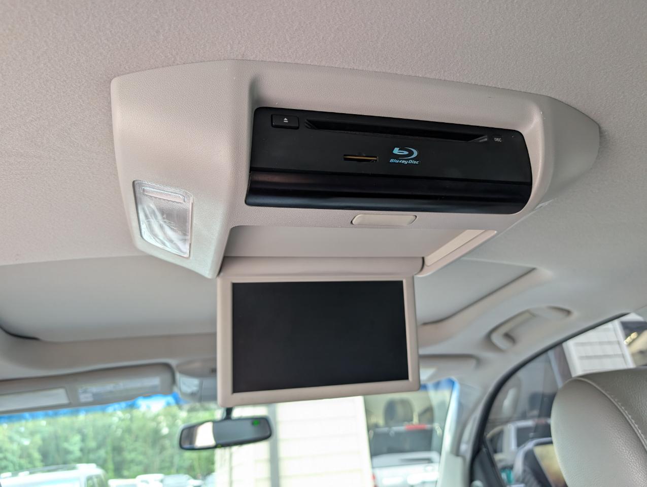 Toyota Sequoia Limited 4WD 2016