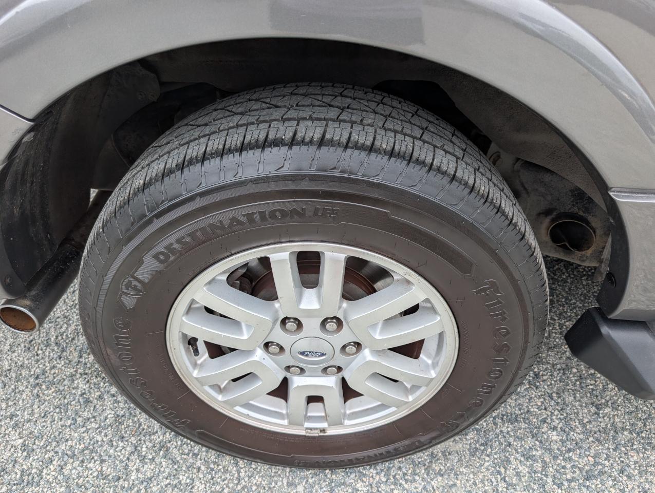 Ford Expedition EL  2012