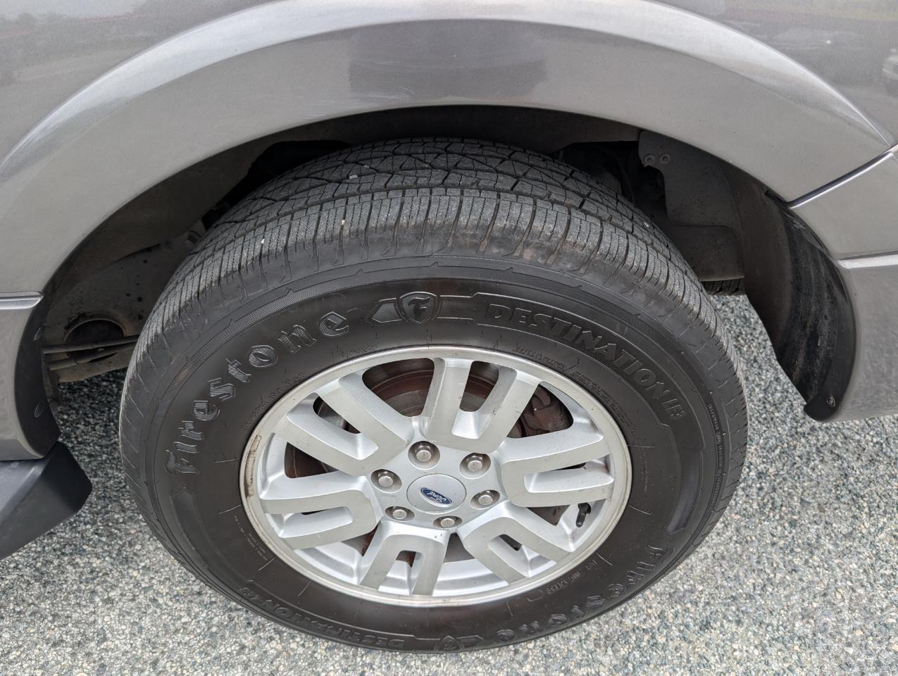 Ford Expedition EL  2012