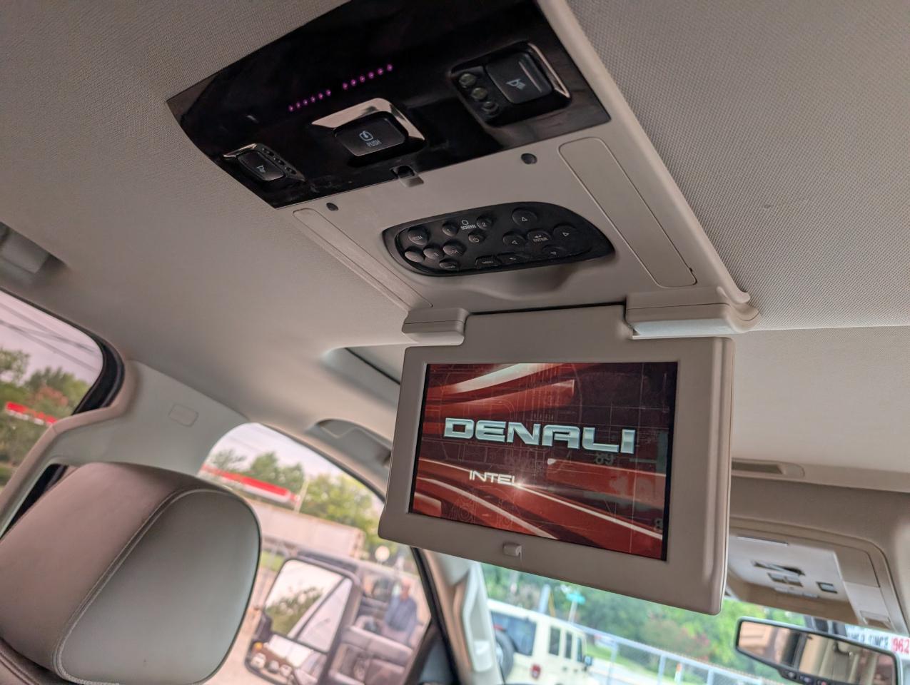 GMC Sierra 2500HD Denali Crew Cab 4WD 2015