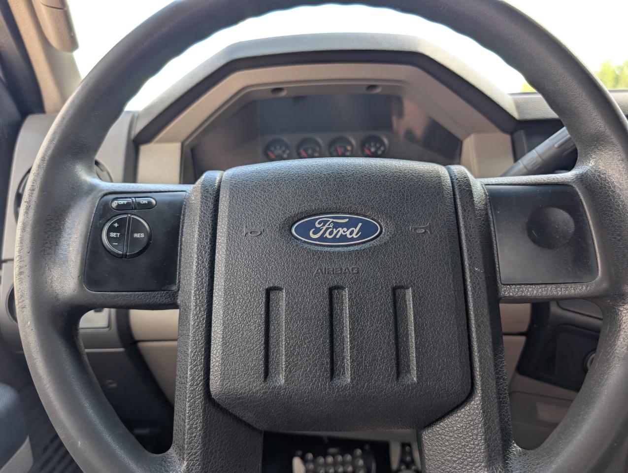 Ford Super Duty F-250 SRW  2008