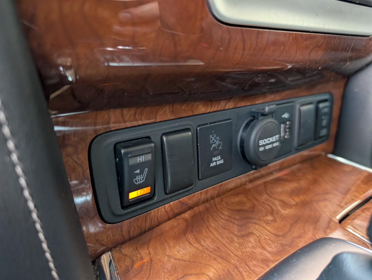 Infiniti QX80 LUXE 2019