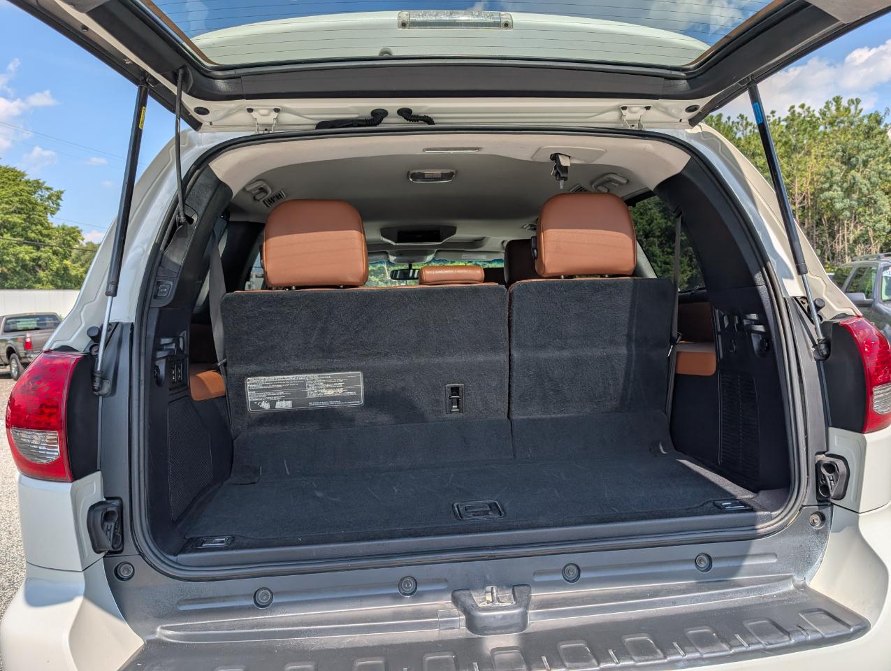 Toyota Sequoia Platinum 2013