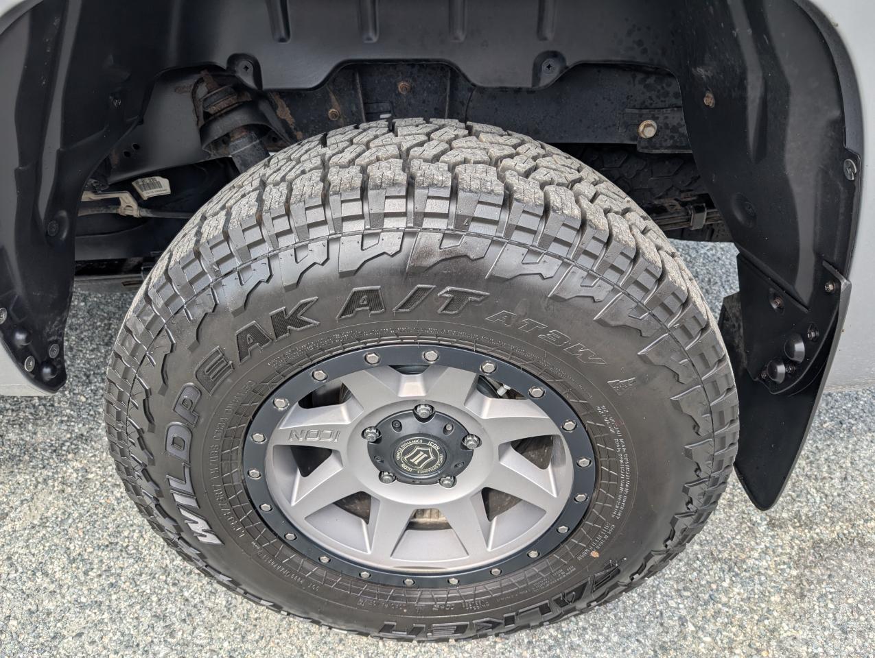 Toyota Tundra Platinum CrewMax 4WD 2014