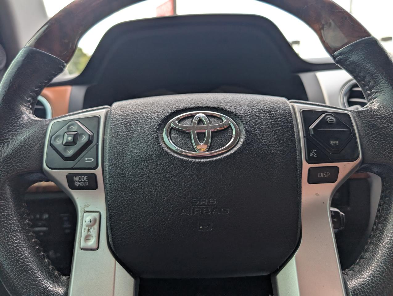 Toyota Tundra Platinum CrewMax 4WD 2014
