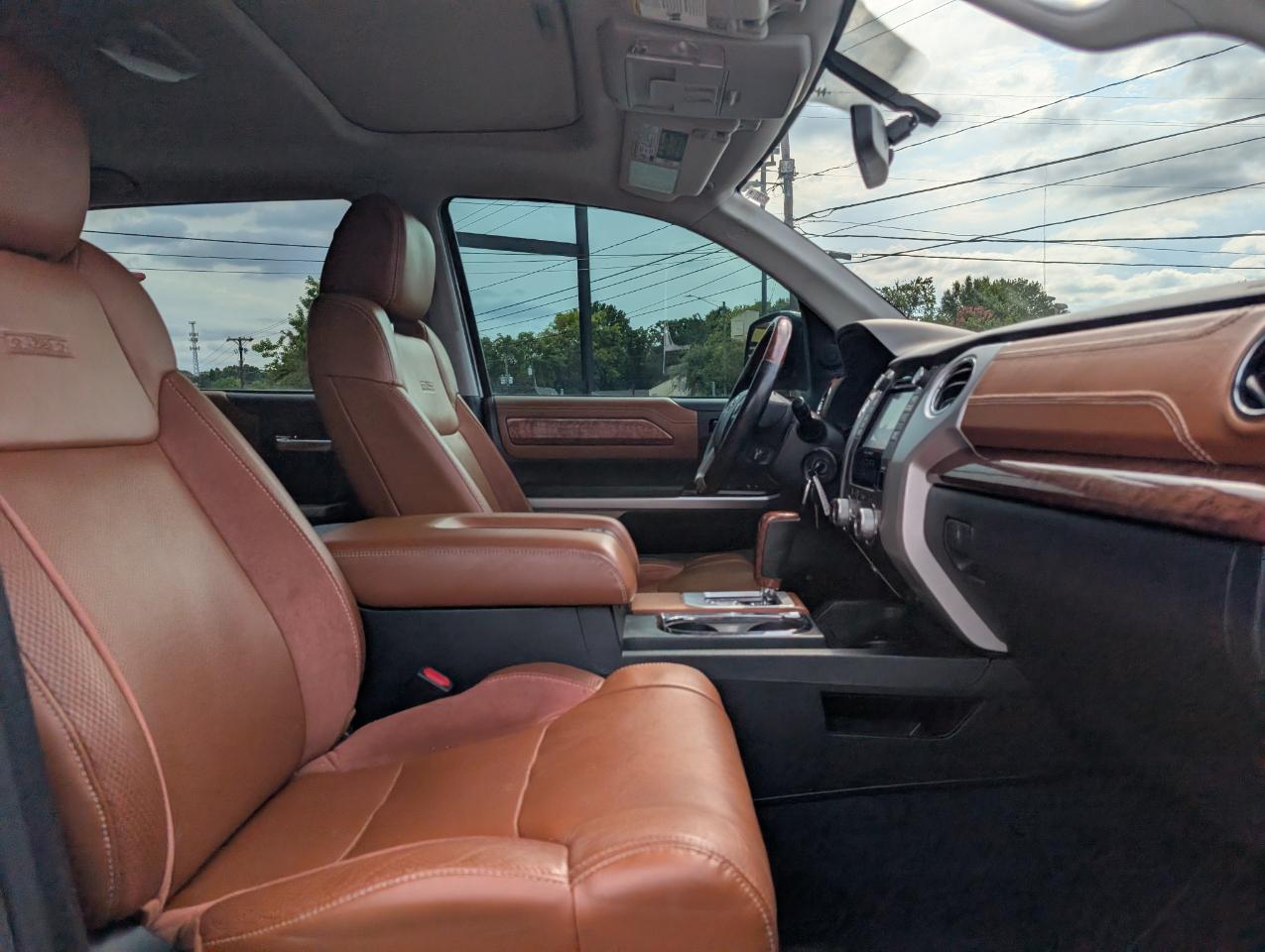 Toyota Tundra Platinum CrewMax 4WD 2014