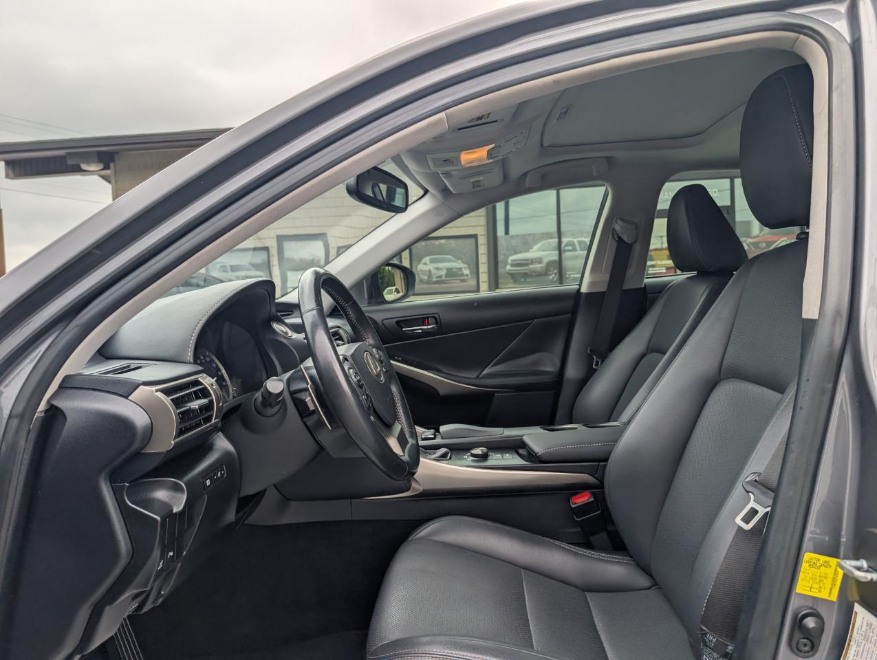 Lexus IS 350  2015