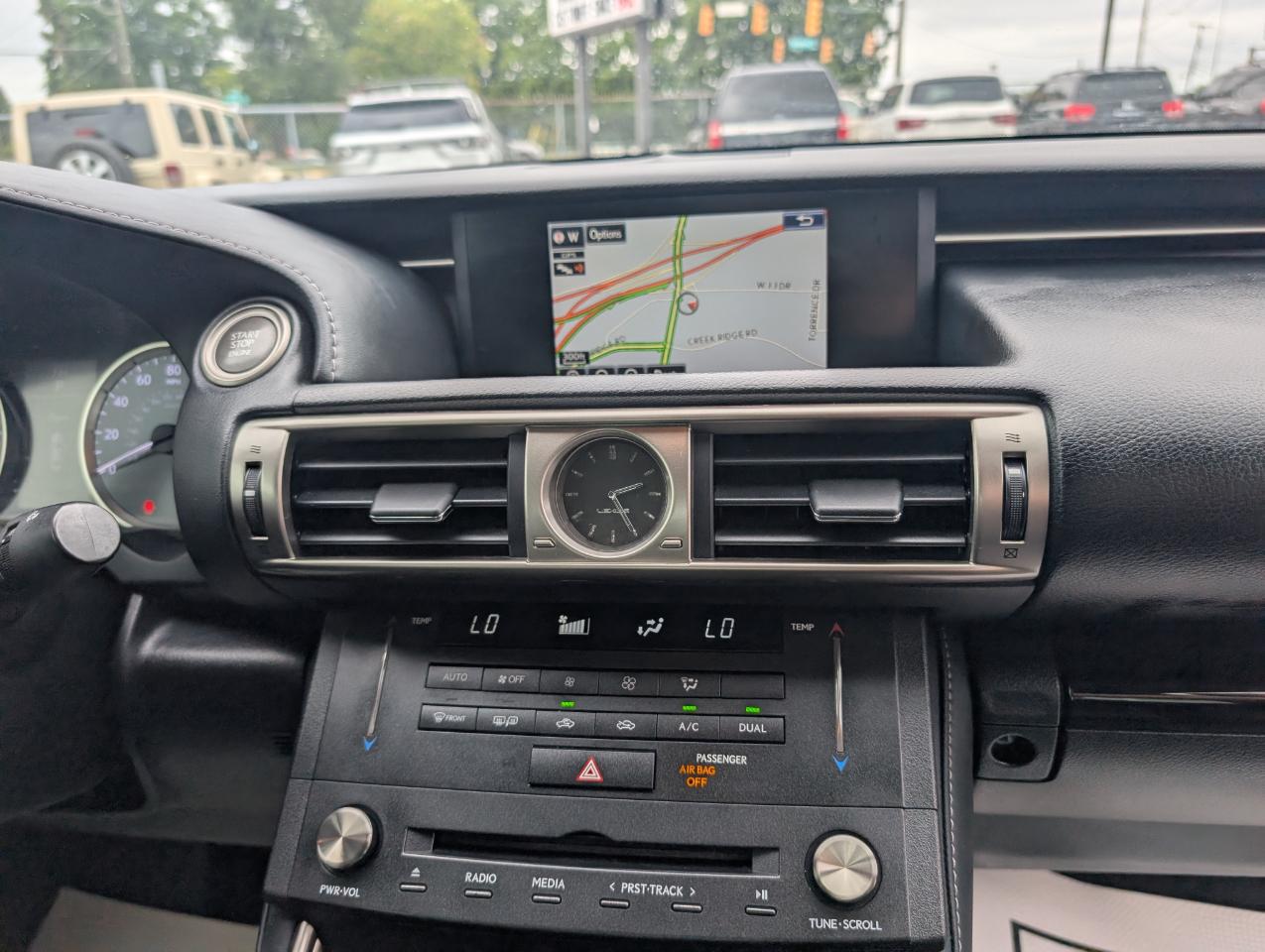 Lexus IS 350  2015