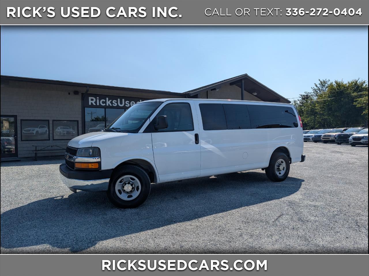 2014 Chevrolet Express Passenger LT 3500 Extended