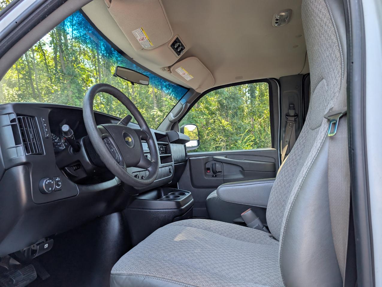 Chevrolet Express Passenger  2014