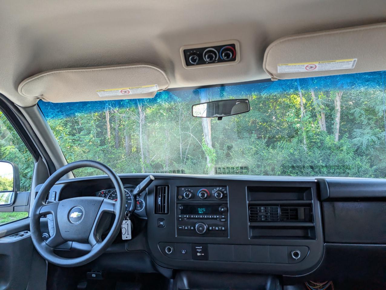 Chevrolet Express Passenger  2014