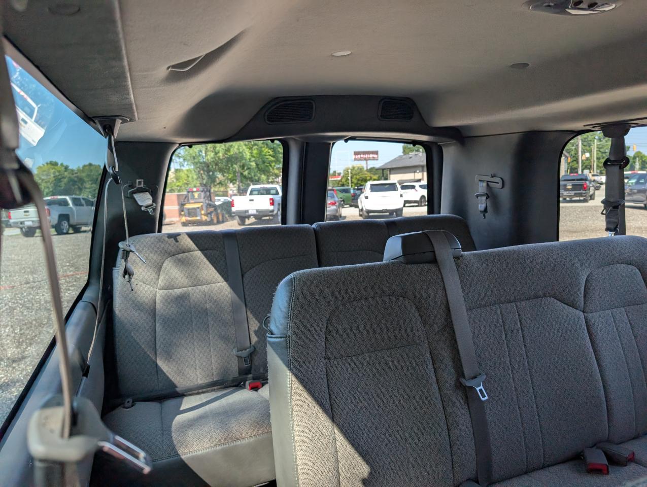 Chevrolet Express Passenger  2014