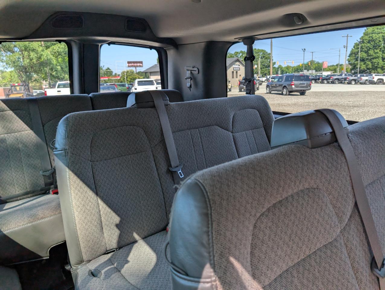 Chevrolet Express Passenger  2014