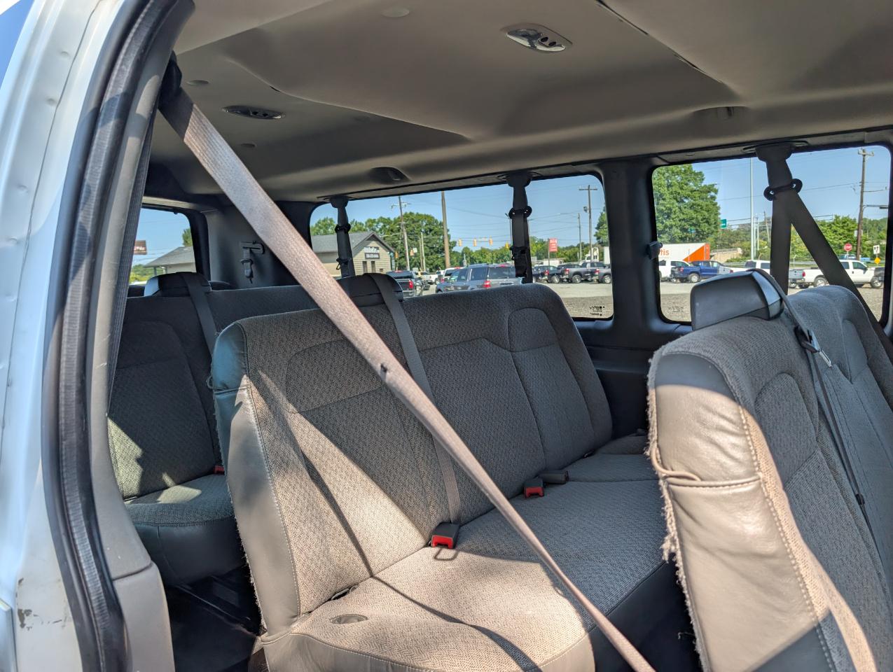 Chevrolet Express Passenger  2014