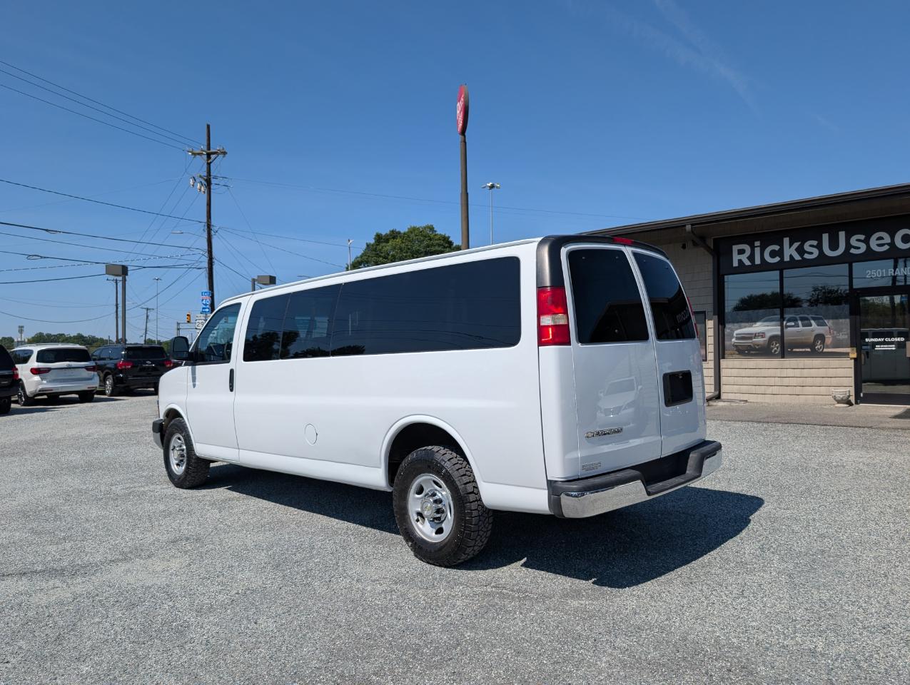 Chevrolet Express Passenger  2013