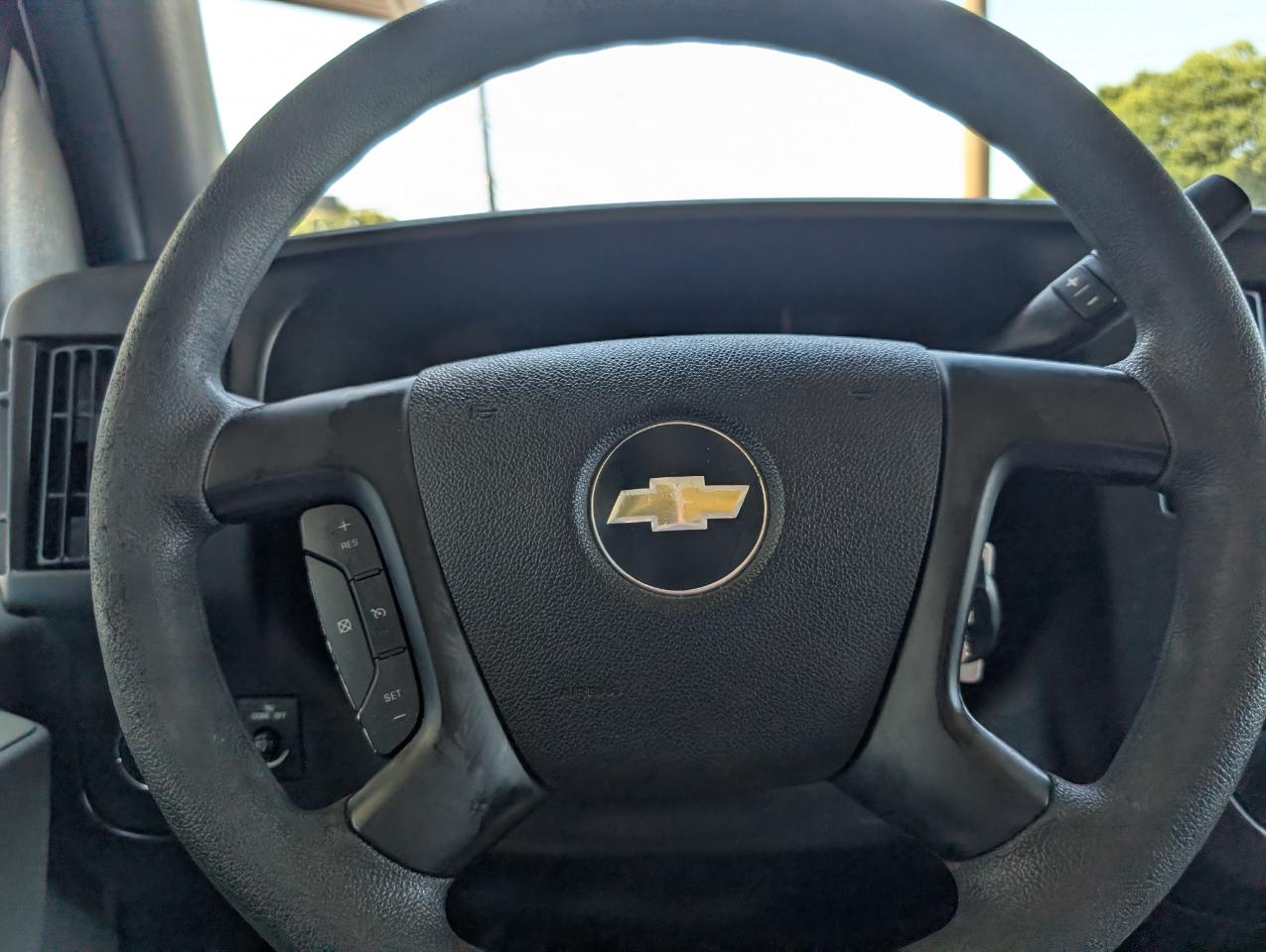Chevrolet Express Passenger  2013