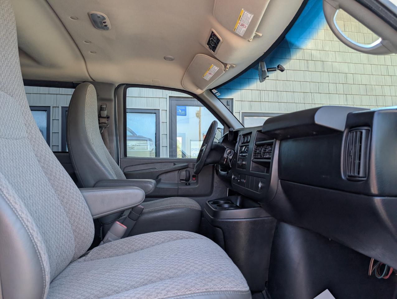 Chevrolet Express Passenger  2013