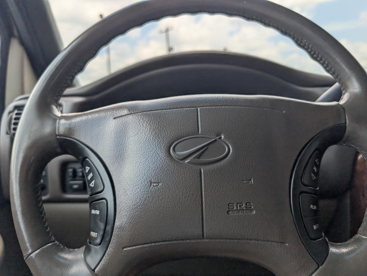 Oldsmobile Silhouette GLS 2001
