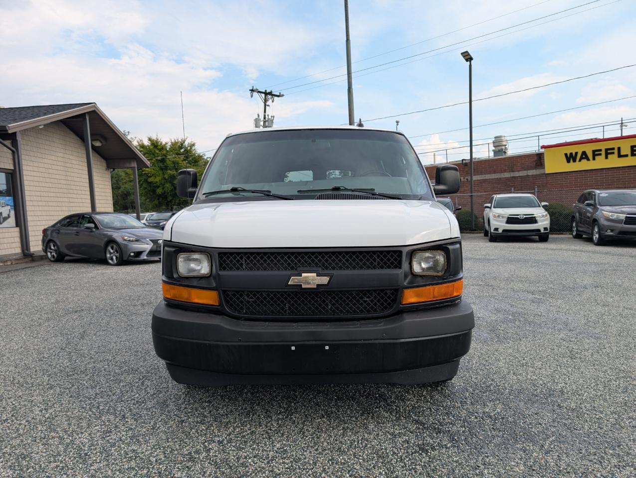Chevrolet Express Passenger  2017