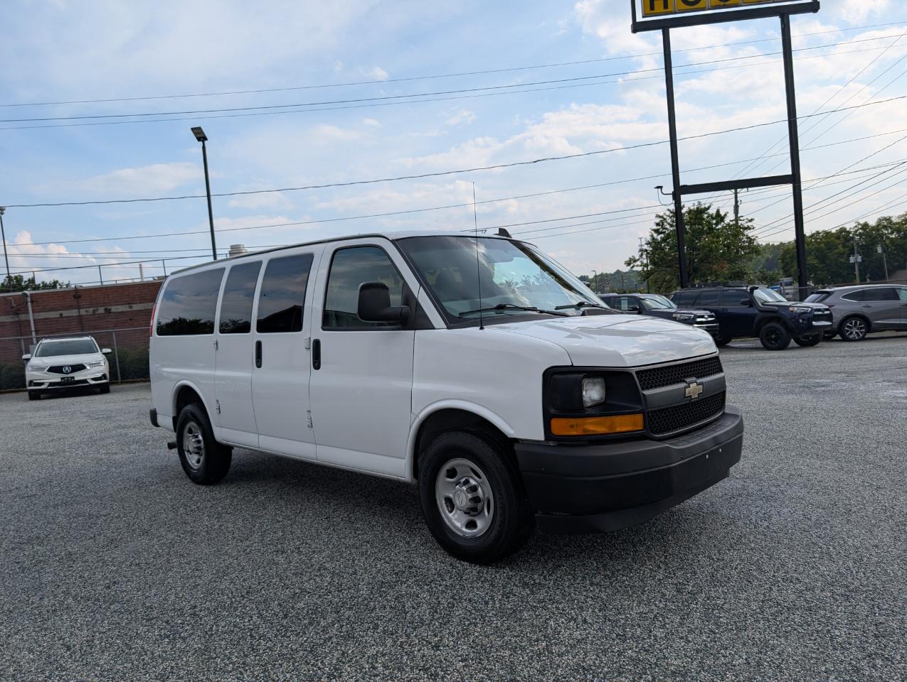 Chevrolet Express Passenger  2017