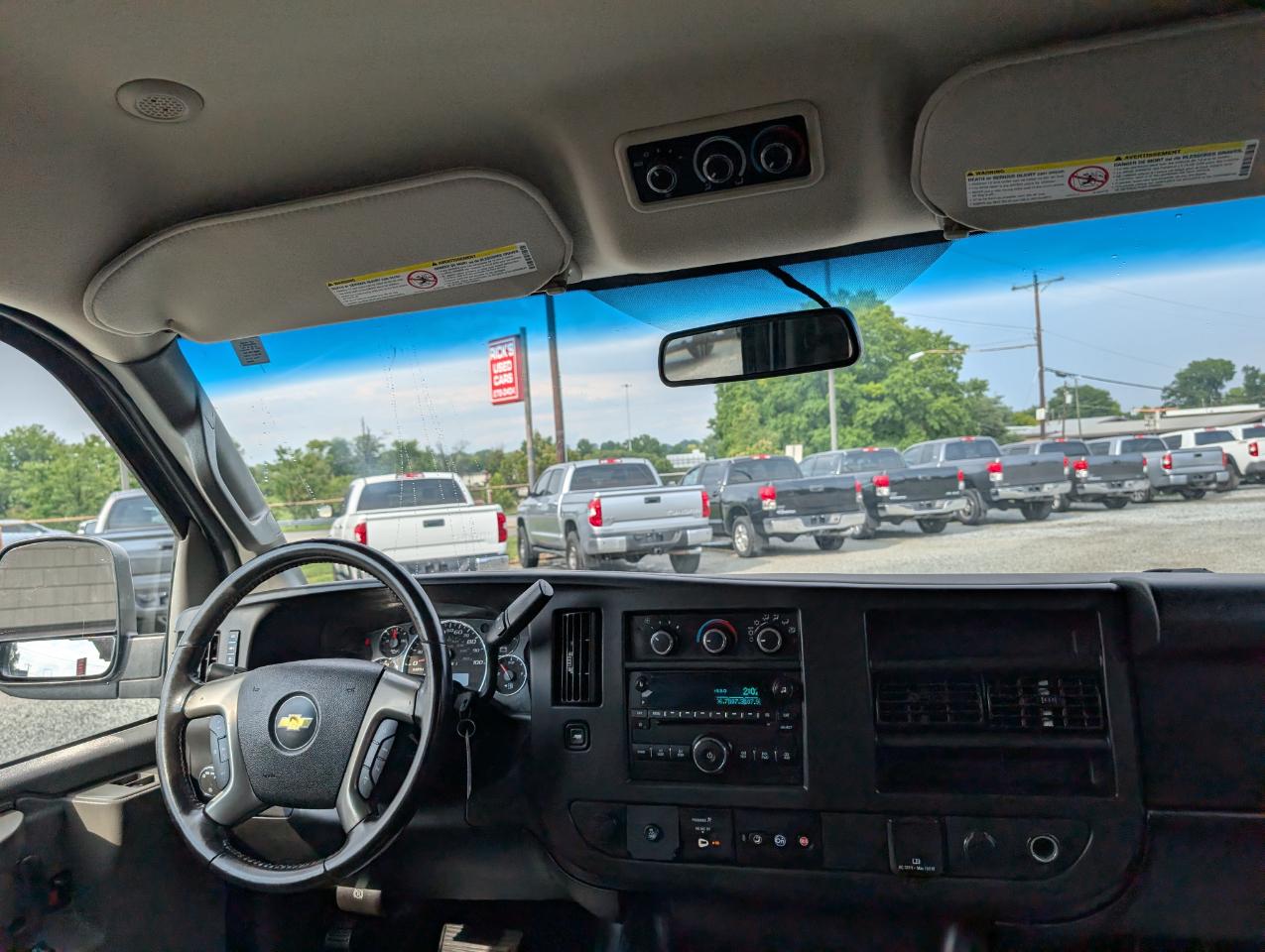 Chevrolet Express Passenger  2017
