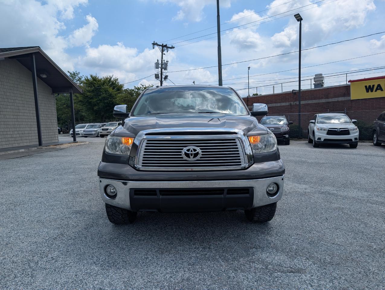 Toyota Tundra Limited CrewMax 4WD 2013