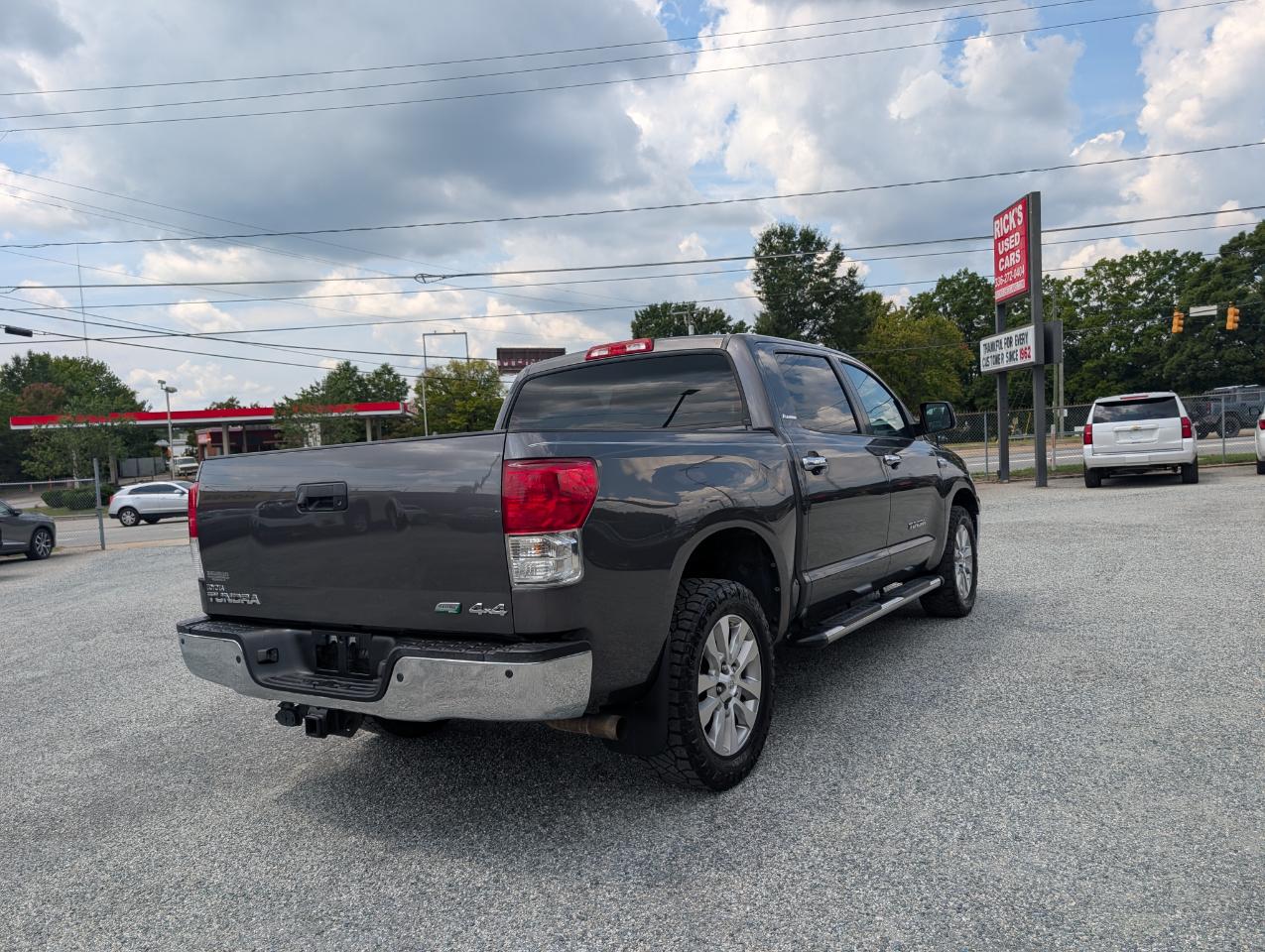 Toyota Tundra Limited CrewMax 4WD 2013