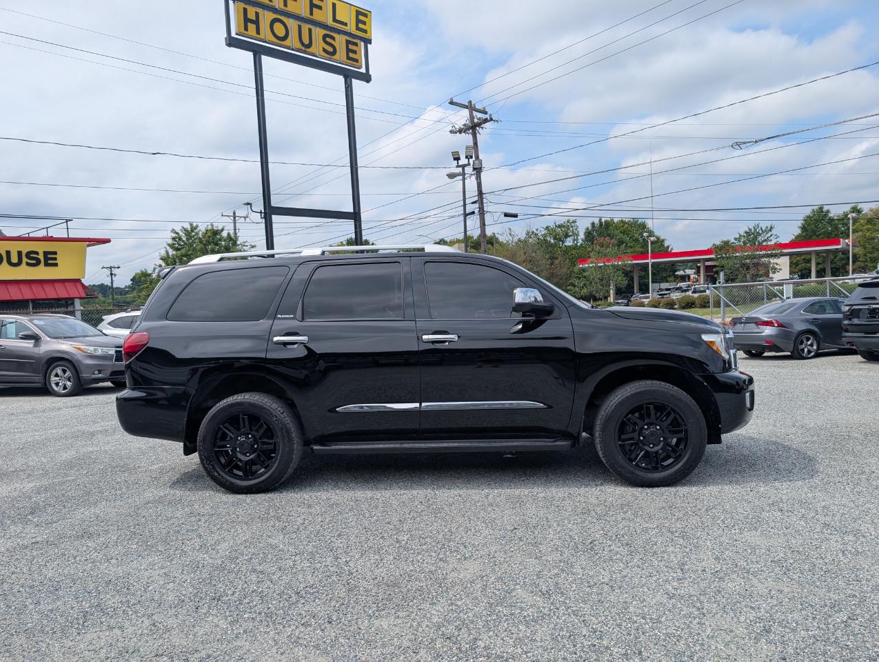 Toyota Sequoia  2018