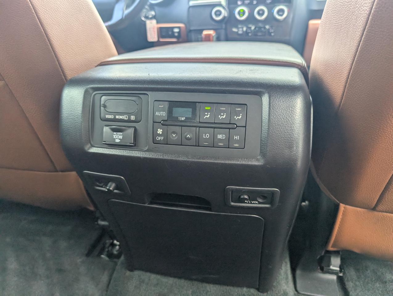Toyota Sequoia  2018