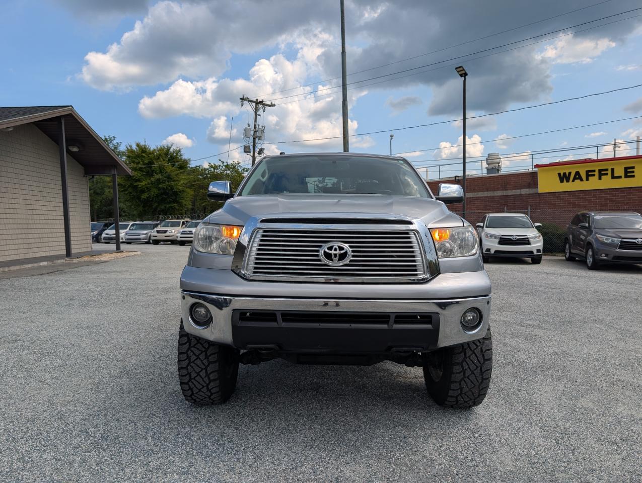 Toyota Tundra Limited CrewMax 4WD 2011