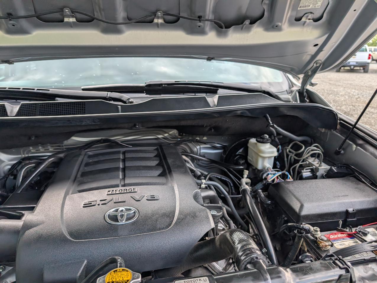 Toyota Tundra Limited CrewMax 4WD 2011
