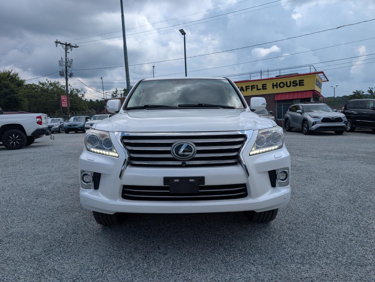 Lexus LX 570  2014