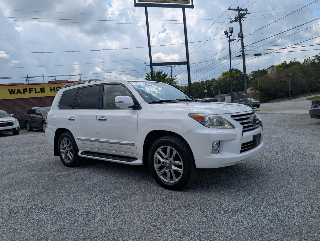 Lexus LX 570  2014