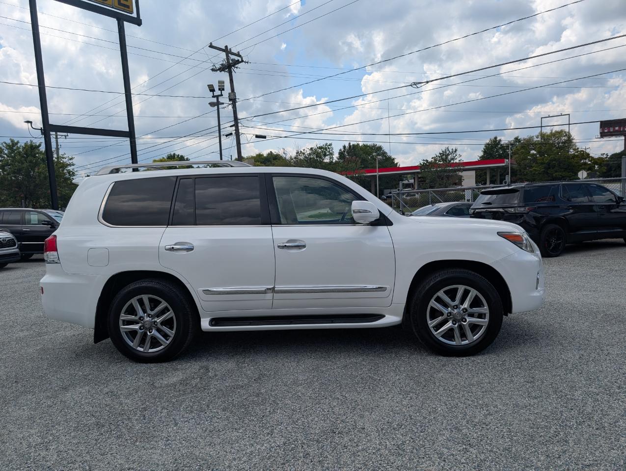 Lexus LX 570  2014