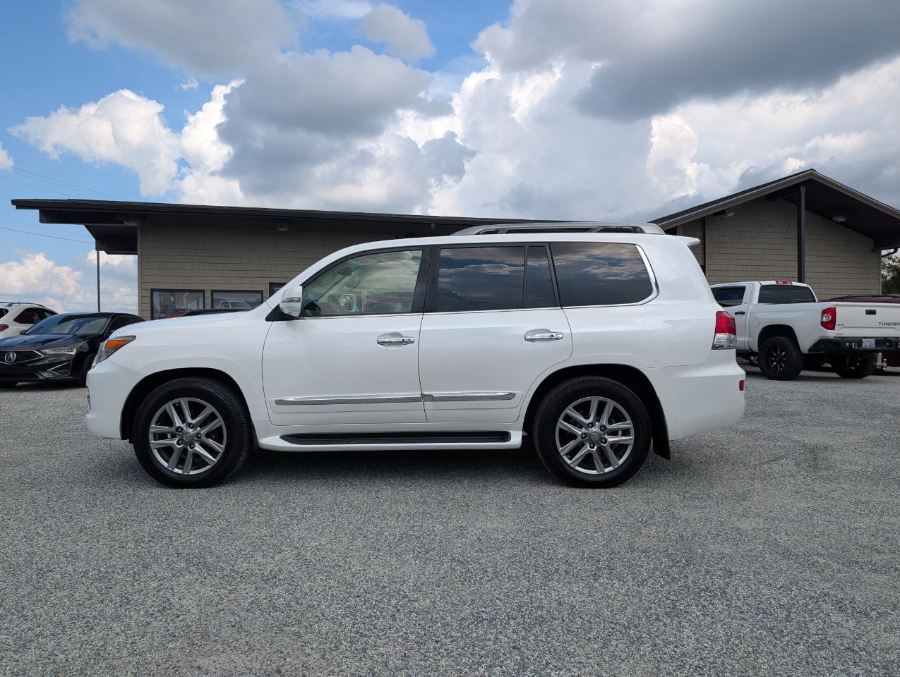 Lexus LX 570  2014