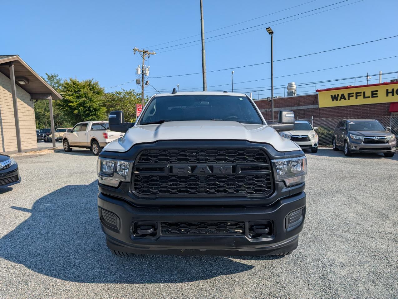 RAM 2500 Tradesman Crew Cab LWB 4WD 2024
