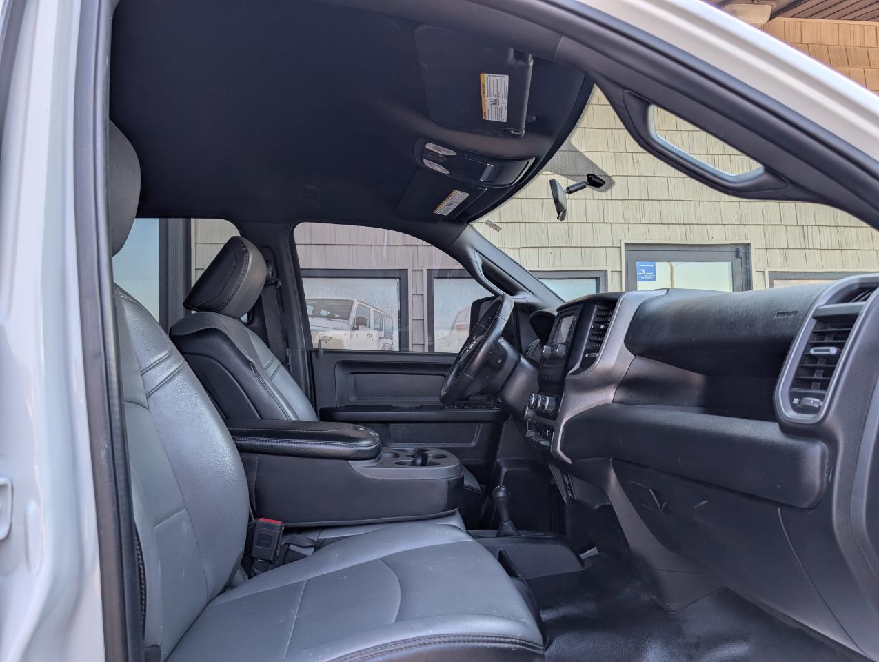 RAM 2500 Tradesman Crew Cab LWB 4WD 2024