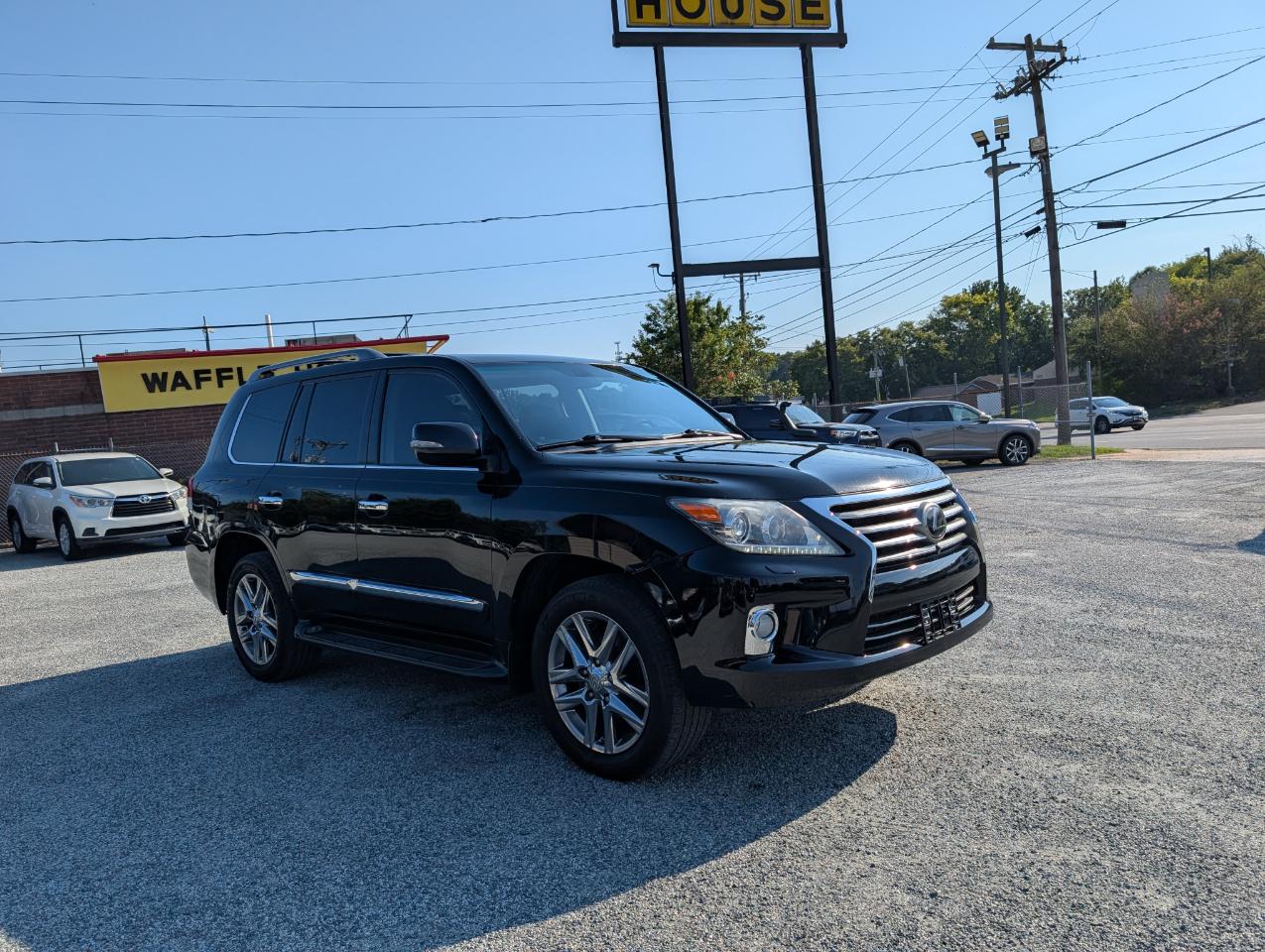 Lexus LX 570  2013