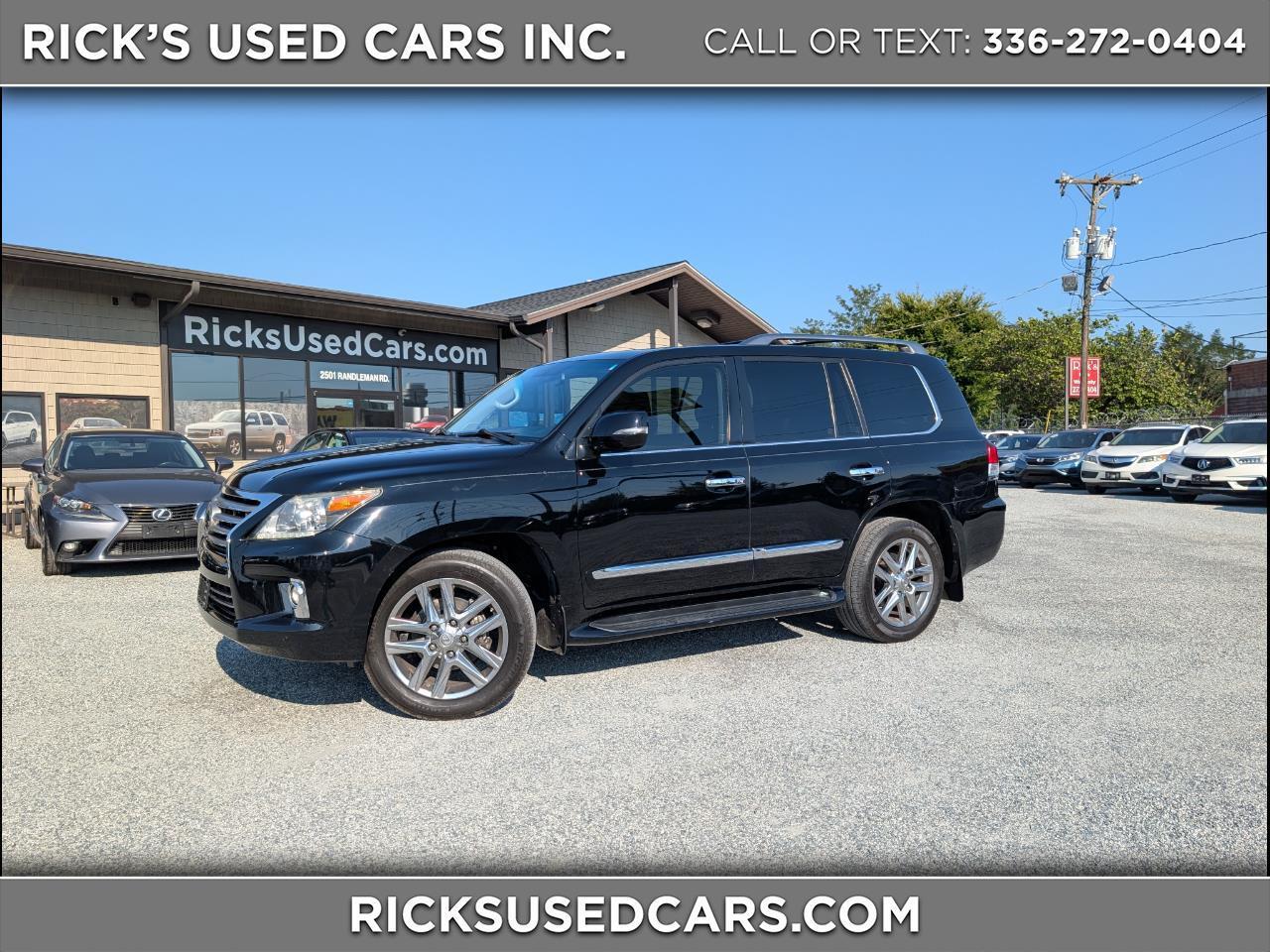 Lexus LX 570  2013