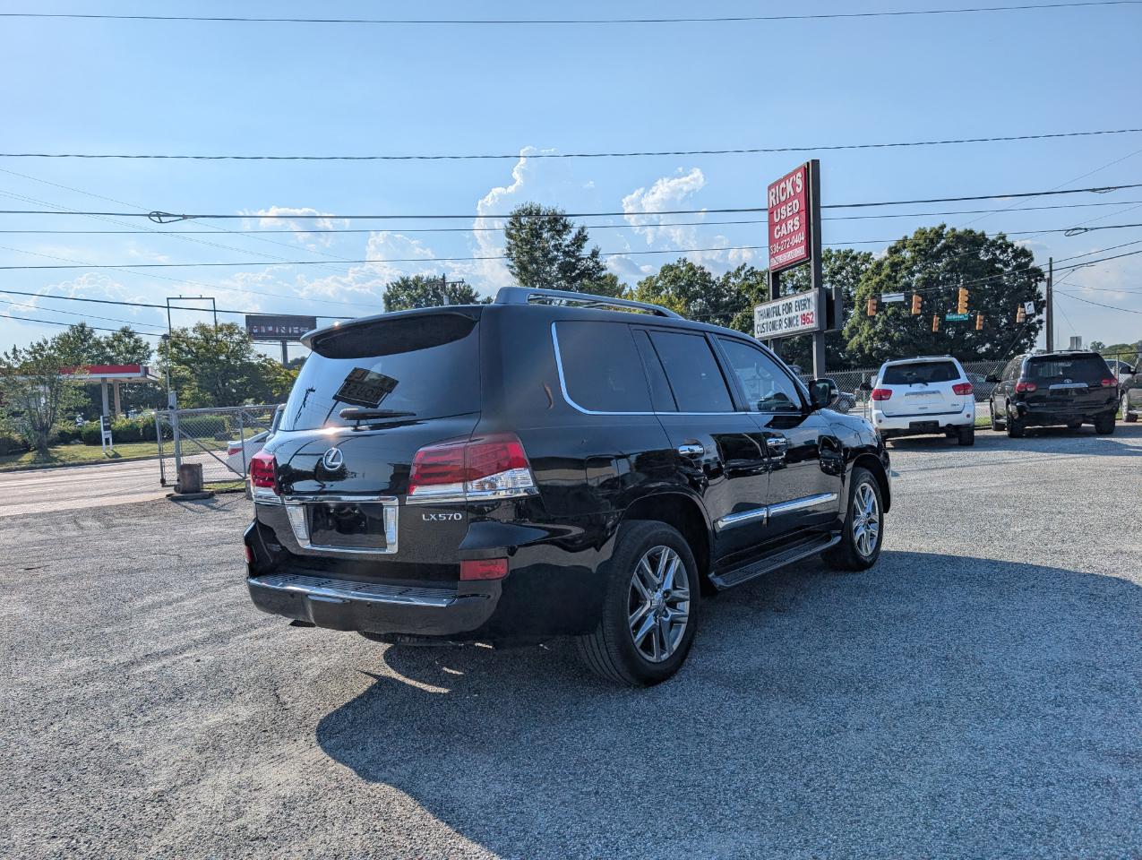Lexus LX 570  2013